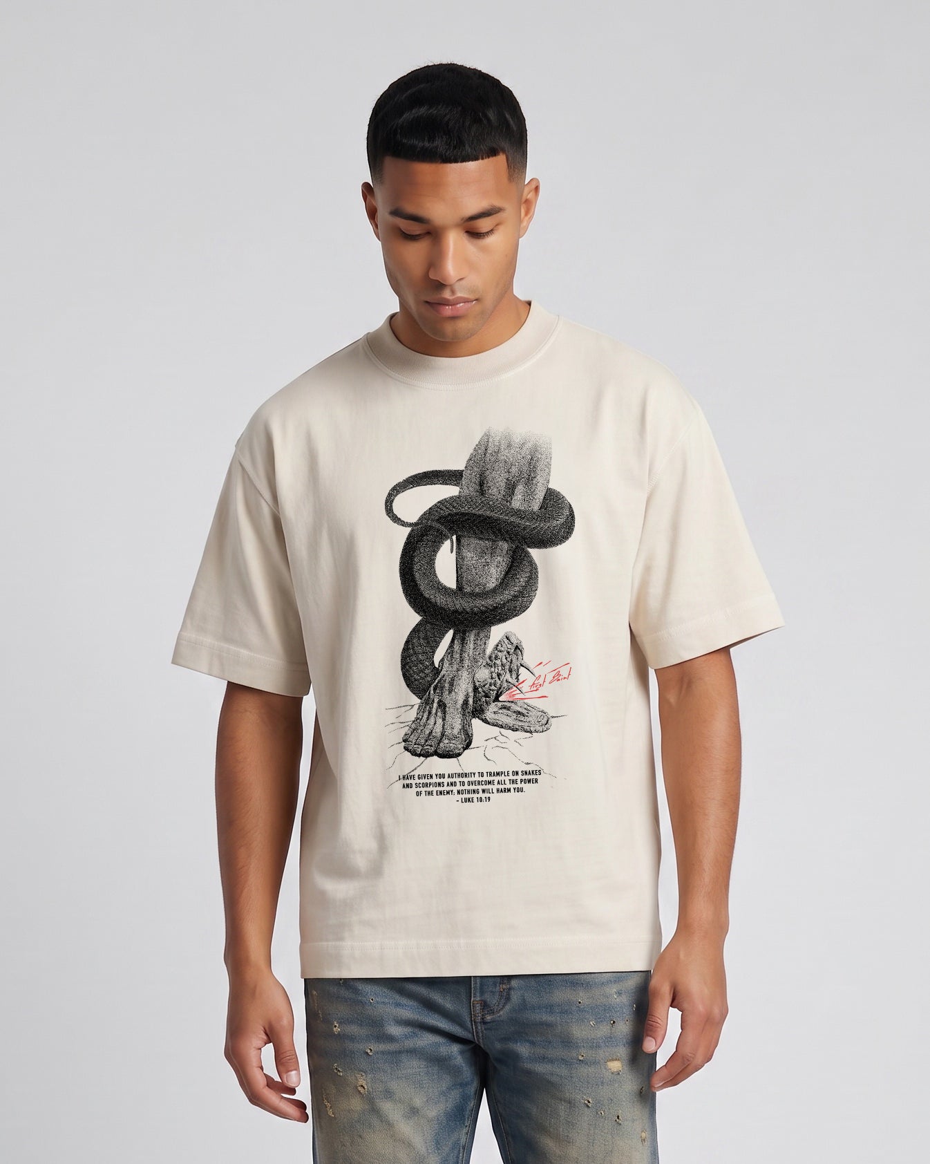 Trample Snakes Tee in Bone